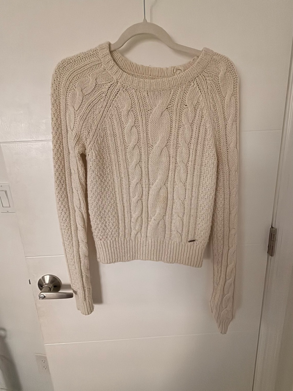 Abercrombie & Fitch Cream Cable Knit Scoop Neck Sweater